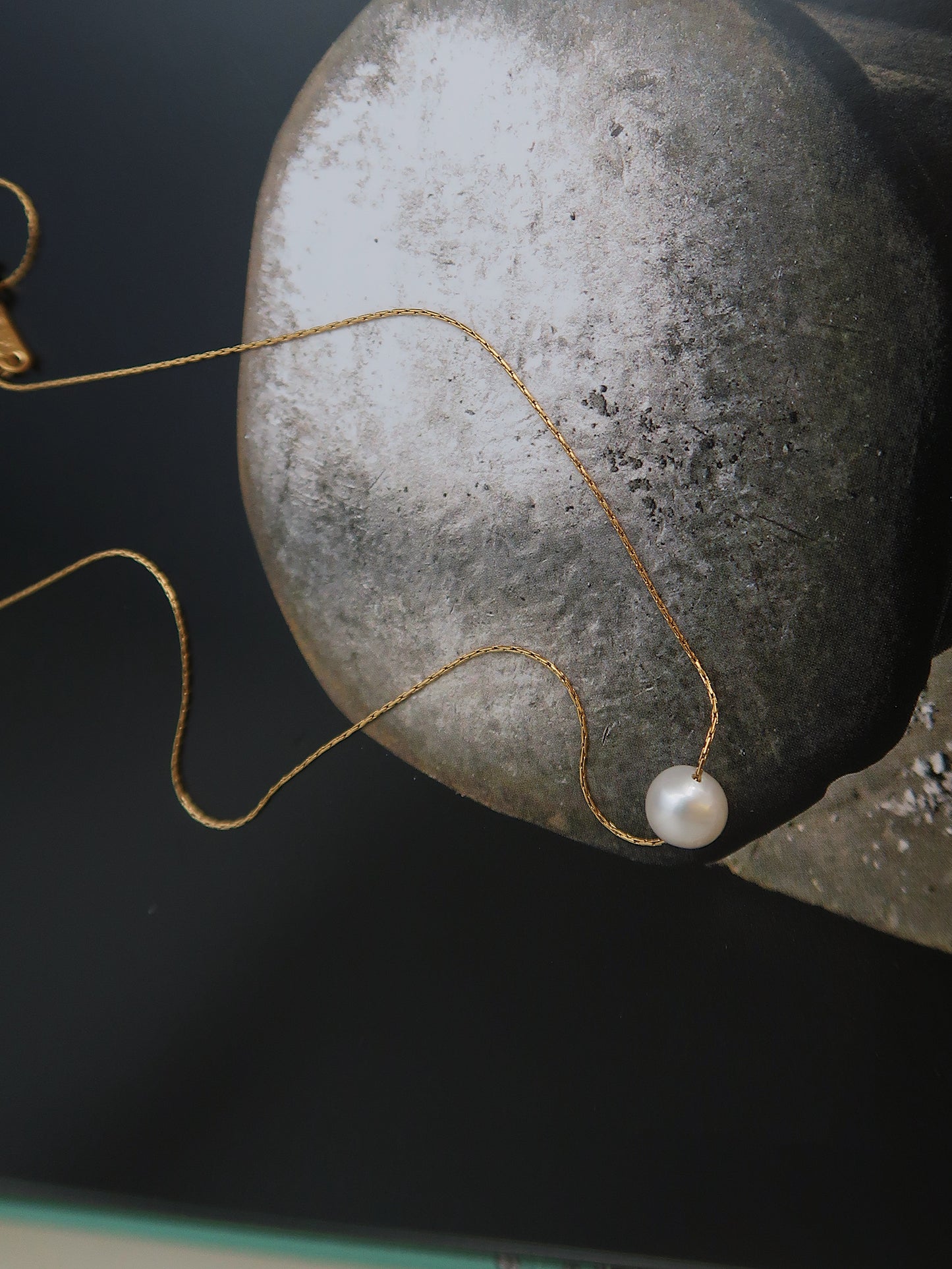 Single Floating Round Freshwater Pearl Necklace
