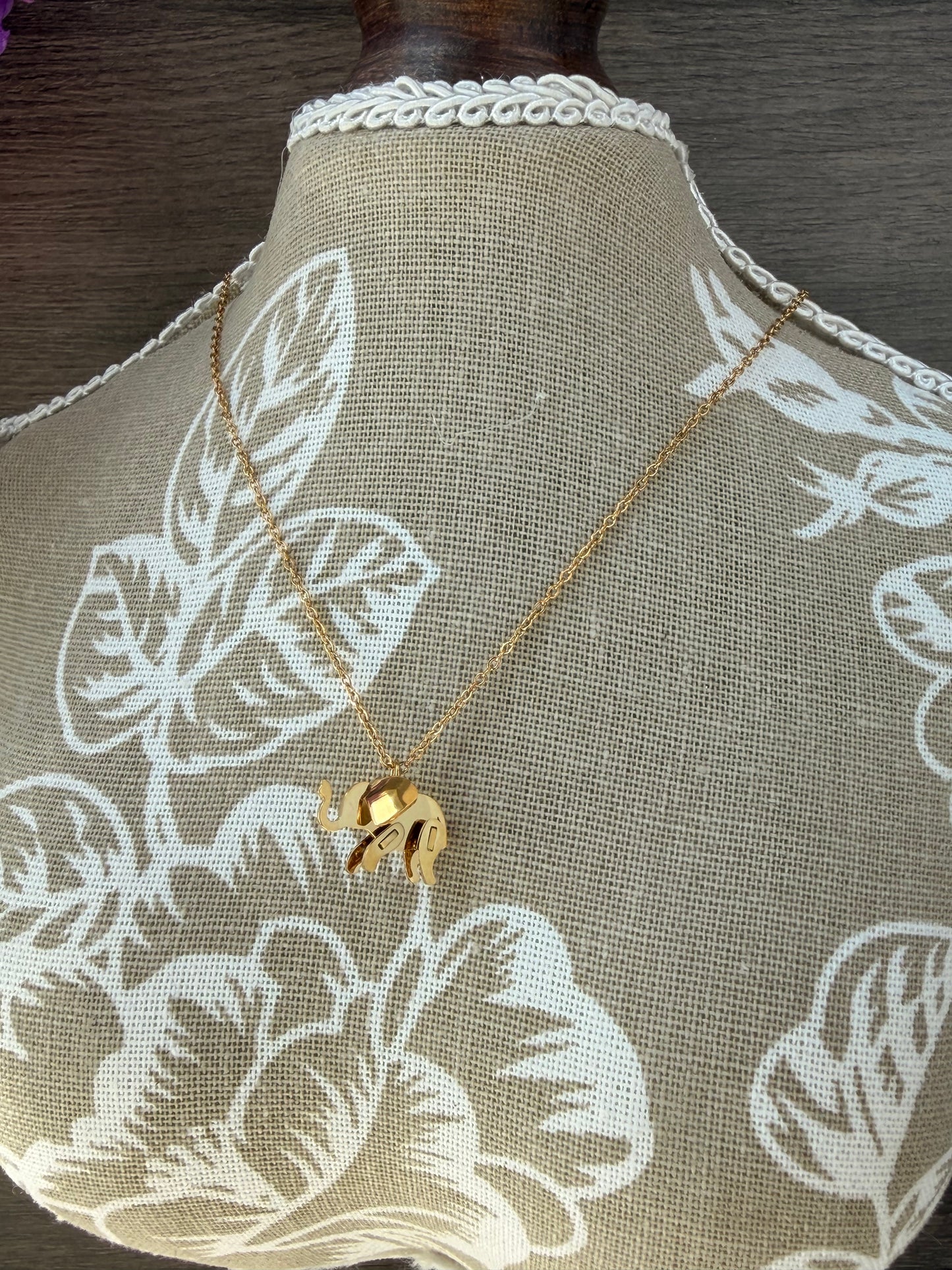 Fortuna Elephant Necklace
